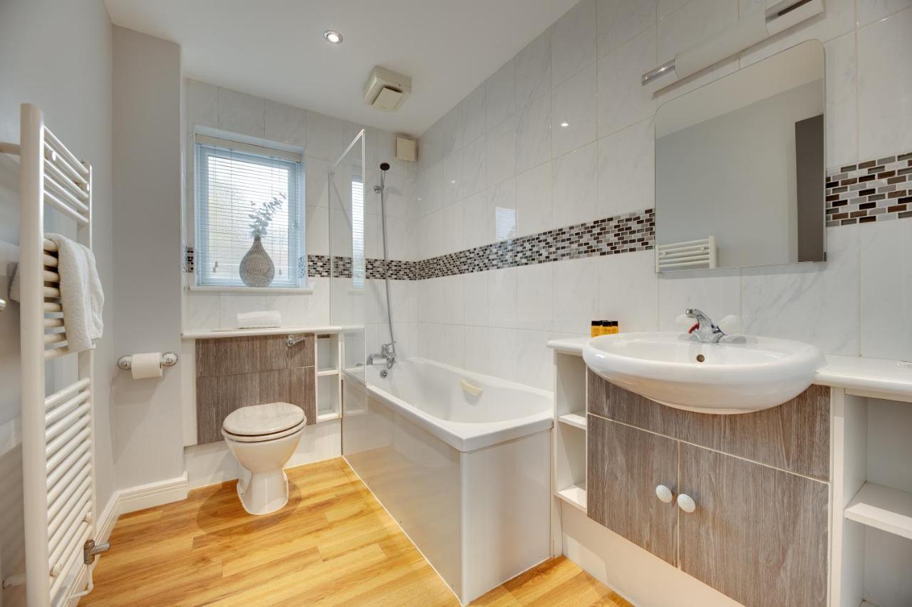 ניוקאסל Swan Apartments 2A By Week2Week מראה חיצוני תמונה
